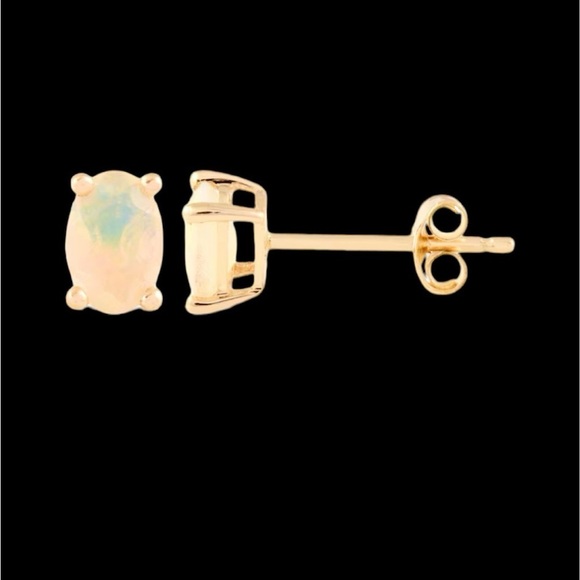 Natural opal 14k yellow gold studs - Picture 1 of 1
